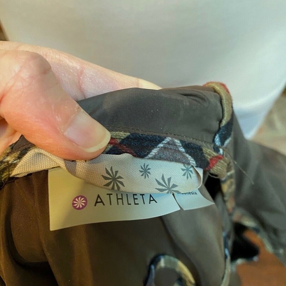 ATHLETA Waterproof L Anorak Jacket MSRP $2… - Picture 8 of 9